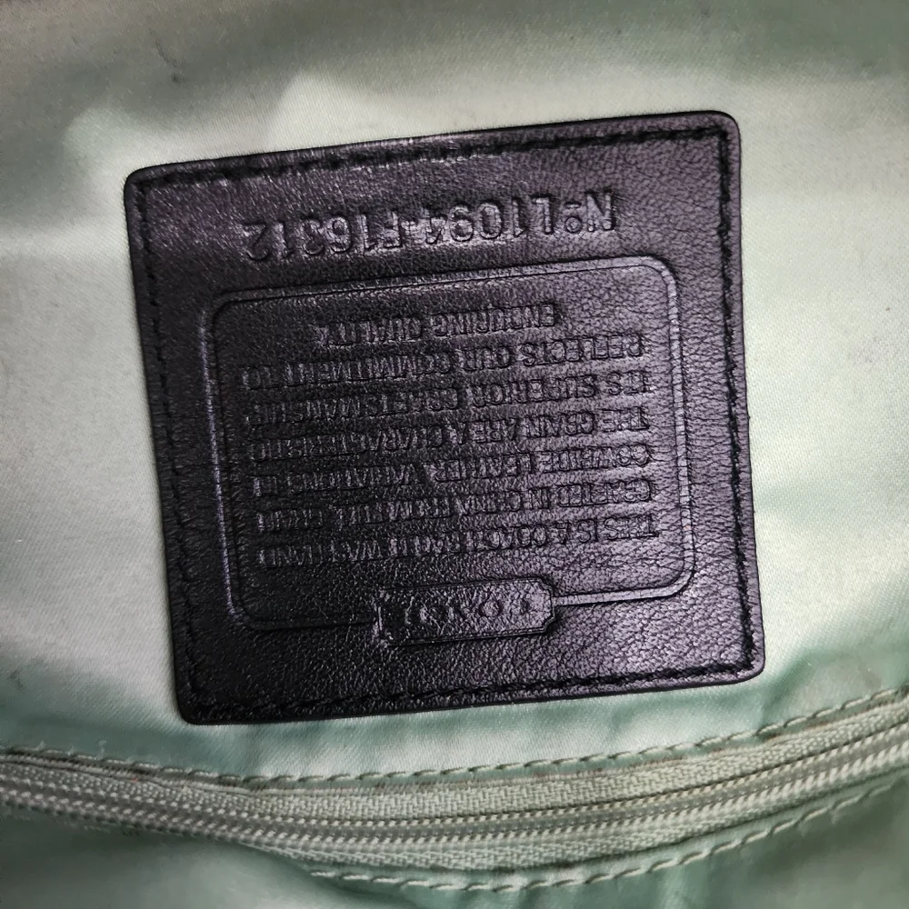 Coach black Very Sofft Leather Shoulder Bag.